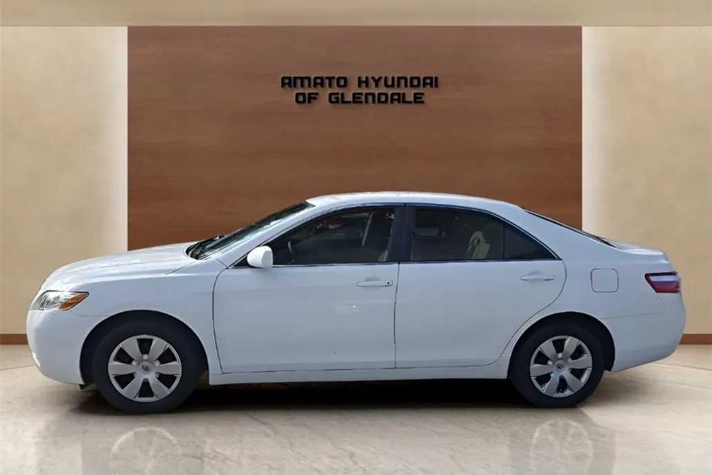 2007 Toyota Camry LE photo 1