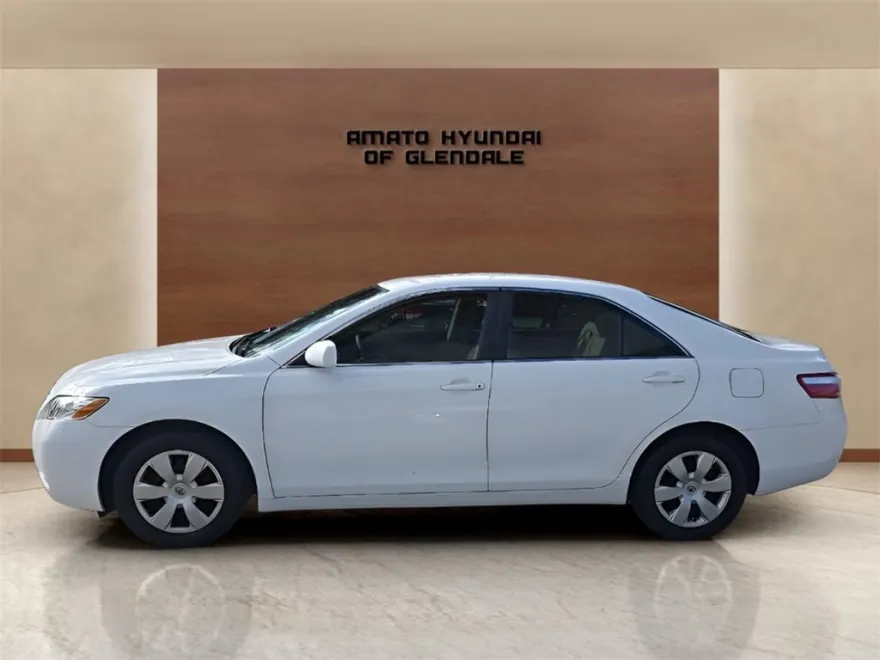 2007 Toyota Camry LE photo 1