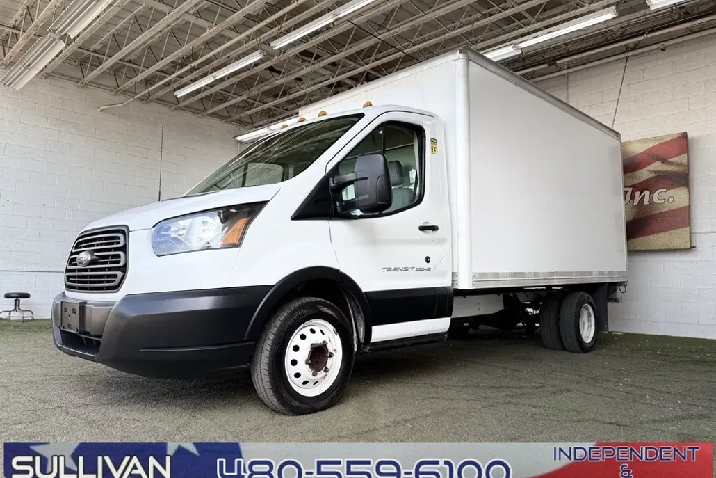 2019 Ford Transit photo 1