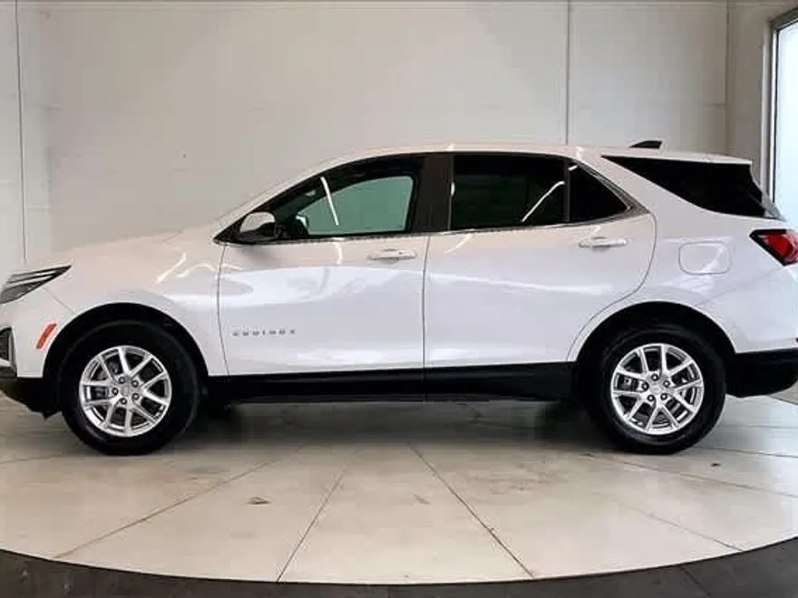 2022 Chevrolet Equinox photo 1