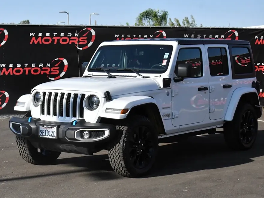 2023 Jeep Wrangler 4xe Sahara photo 1