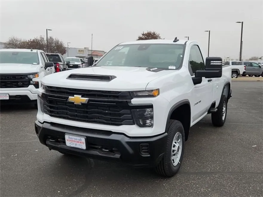 2025 Chevrolet Silverado 2500HD photo 1