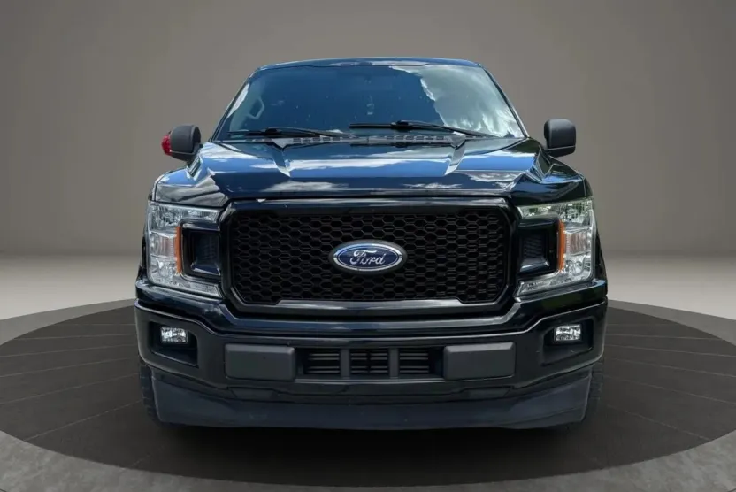 2018 Ford F-150 photo 1
