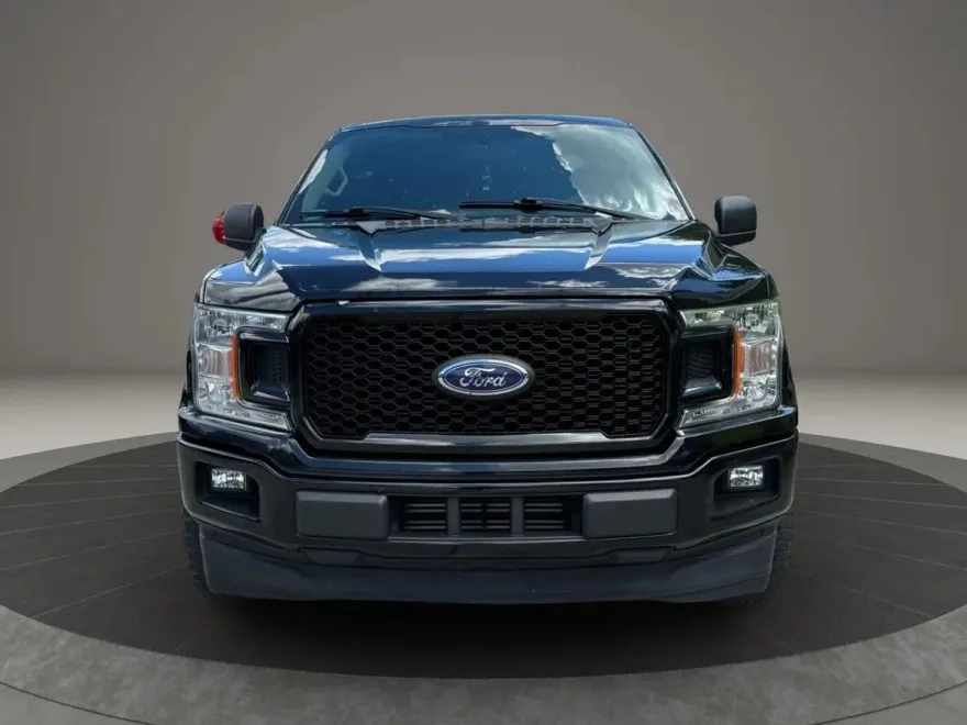2018 Ford F-150 photo 1