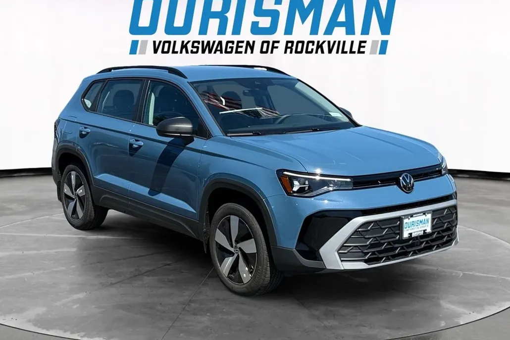 2025 Volkswagen Taos S photo 1