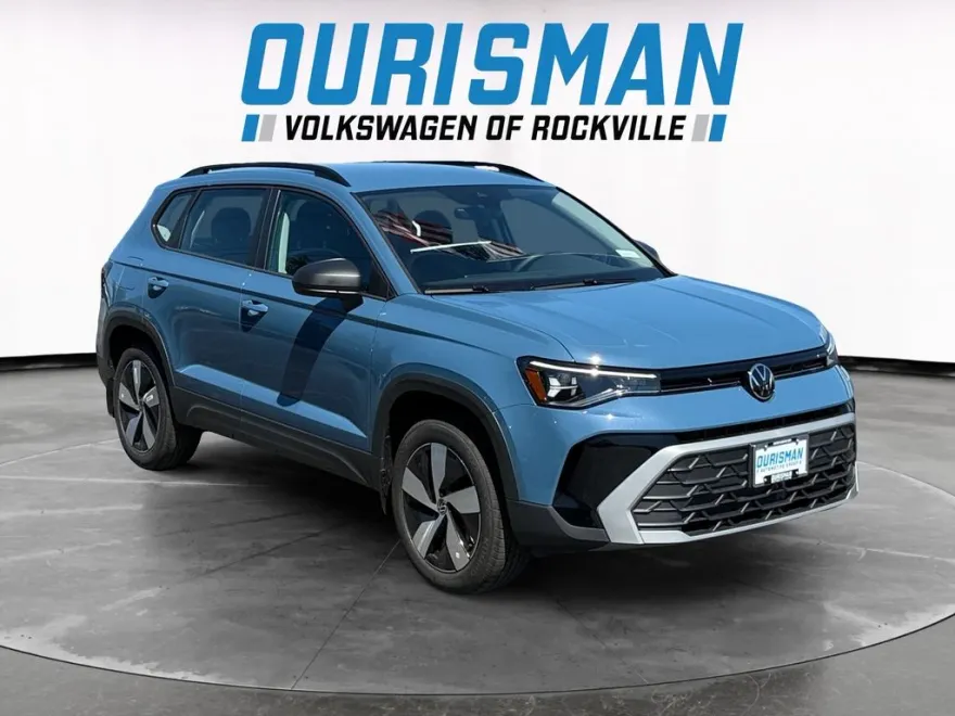2025 Volkswagen Taos S photo 1