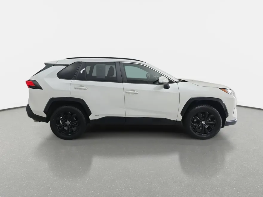 2022 Toyota RAV4 Hybrid SE photo 1