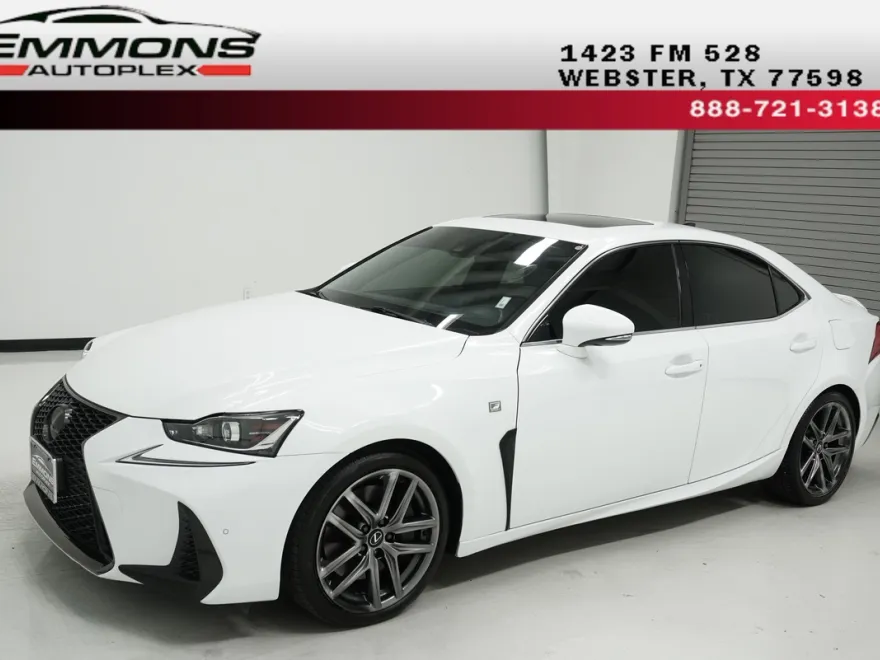 2020 Lexus IS 300 F SPORT photo 1