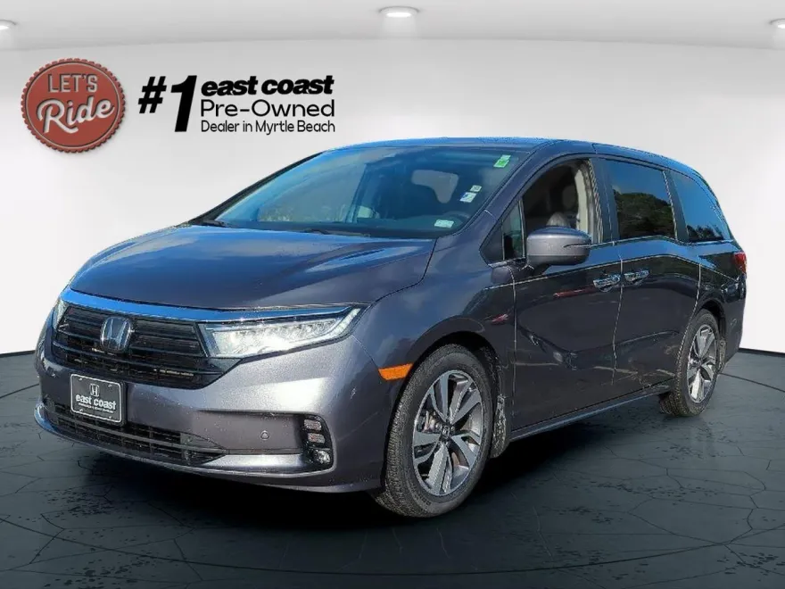 2023 Honda Odyssey Touring photo 1