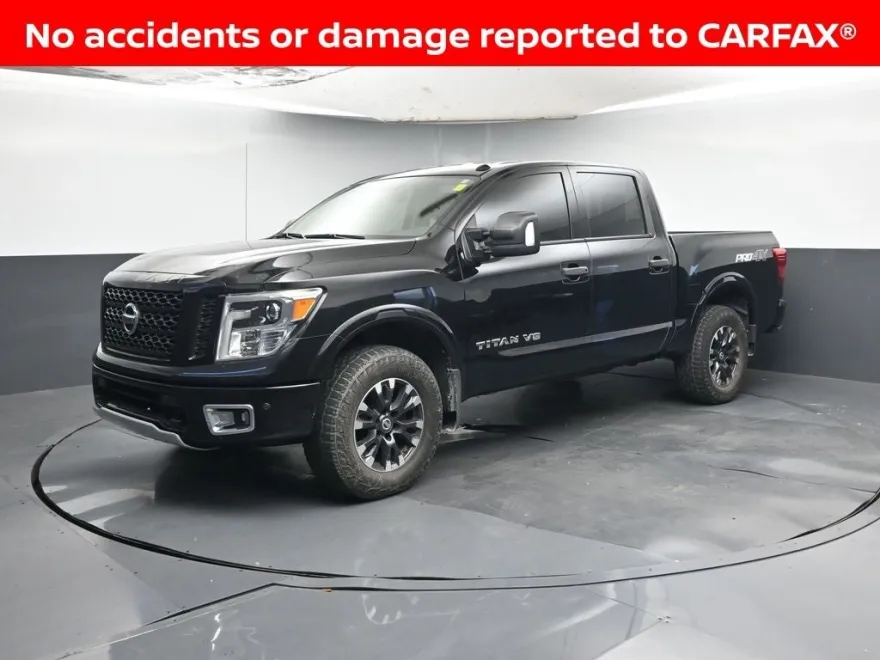 2018 Nissan Titan PRO-4X photo 1