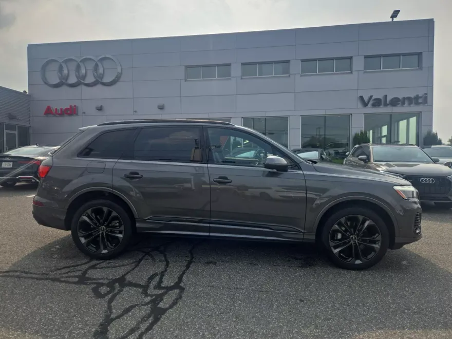 2025 Audi Q7 Premium Plus photo 1