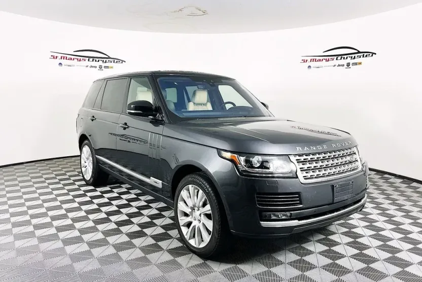 2017 Land Rover Range Rover SuperCharged photo 1