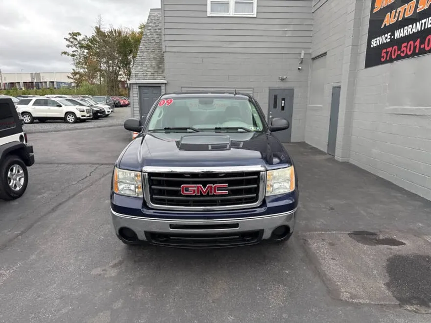 2009 Gmc Sierra 1500 SL photo 1