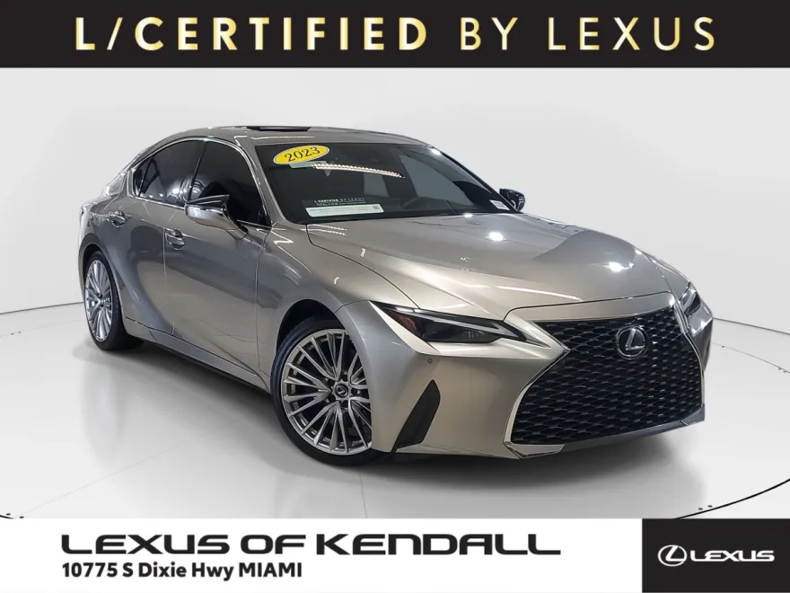 2023 Lexus IS 300 photo 1