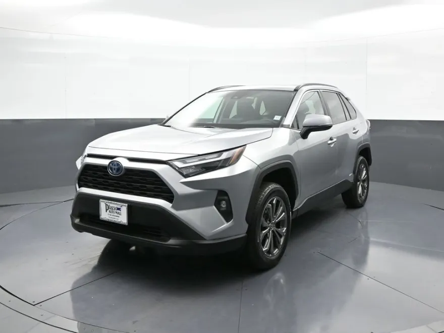 2023 Toyota RAV4 Hybrid XLE Premium photo 1