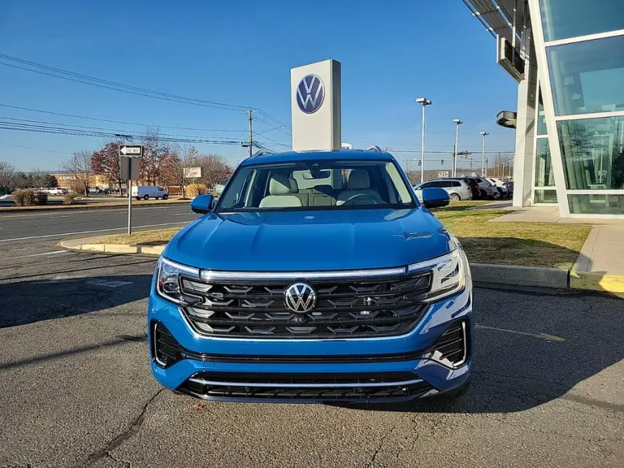 2025 Volkswagen Atlas SEL Premium R-Line photo 1