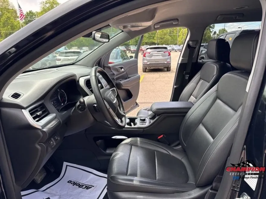 2023 Gmc Acadia SLT photo 1