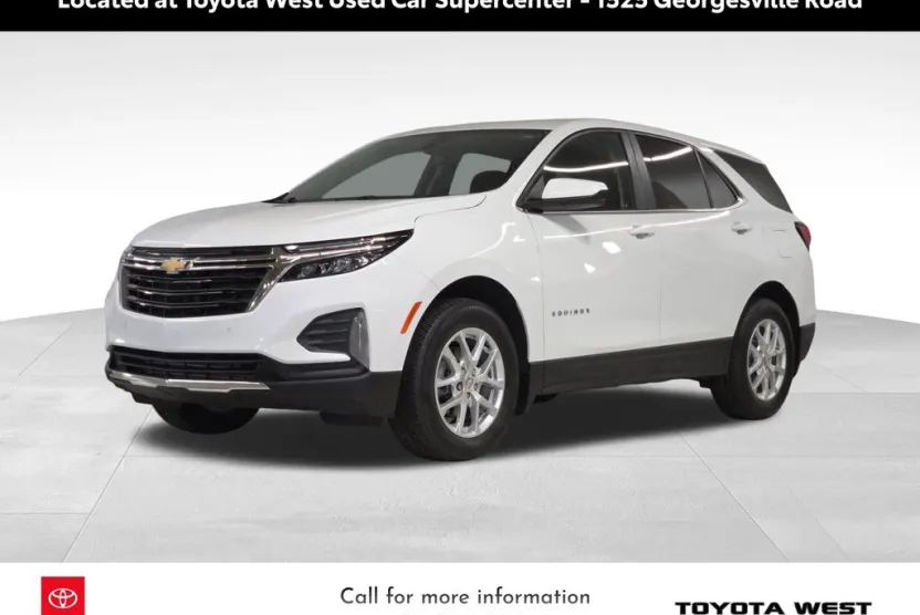 2023 Chevrolet Equinox LT photo 1