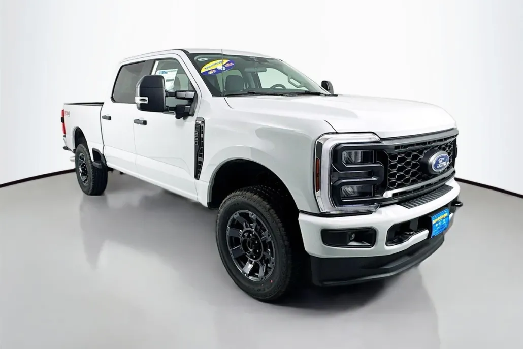 2025 Ford F-350 XL photo 1