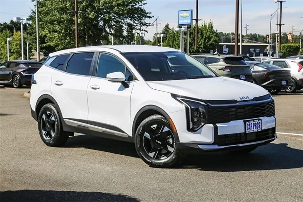 2026 Kia Sportage LX photo 1
