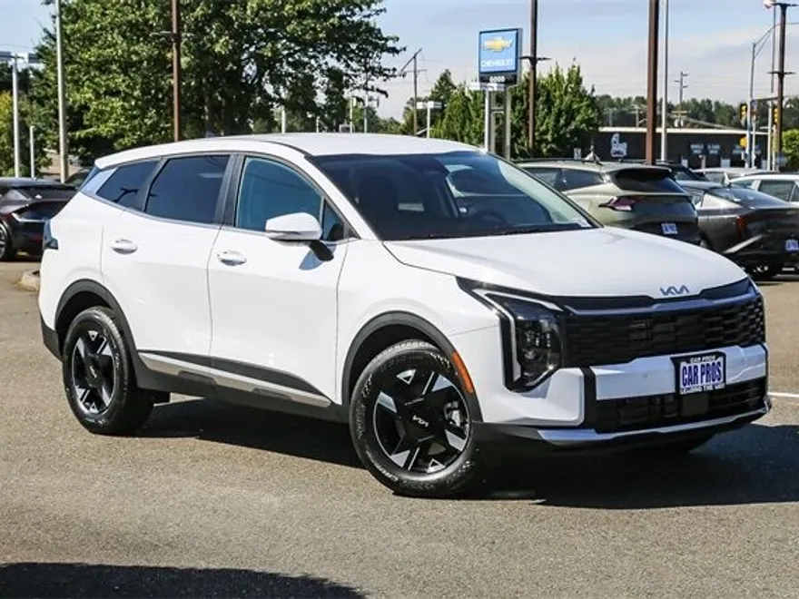 2026 Kia Sportage LX photo 1