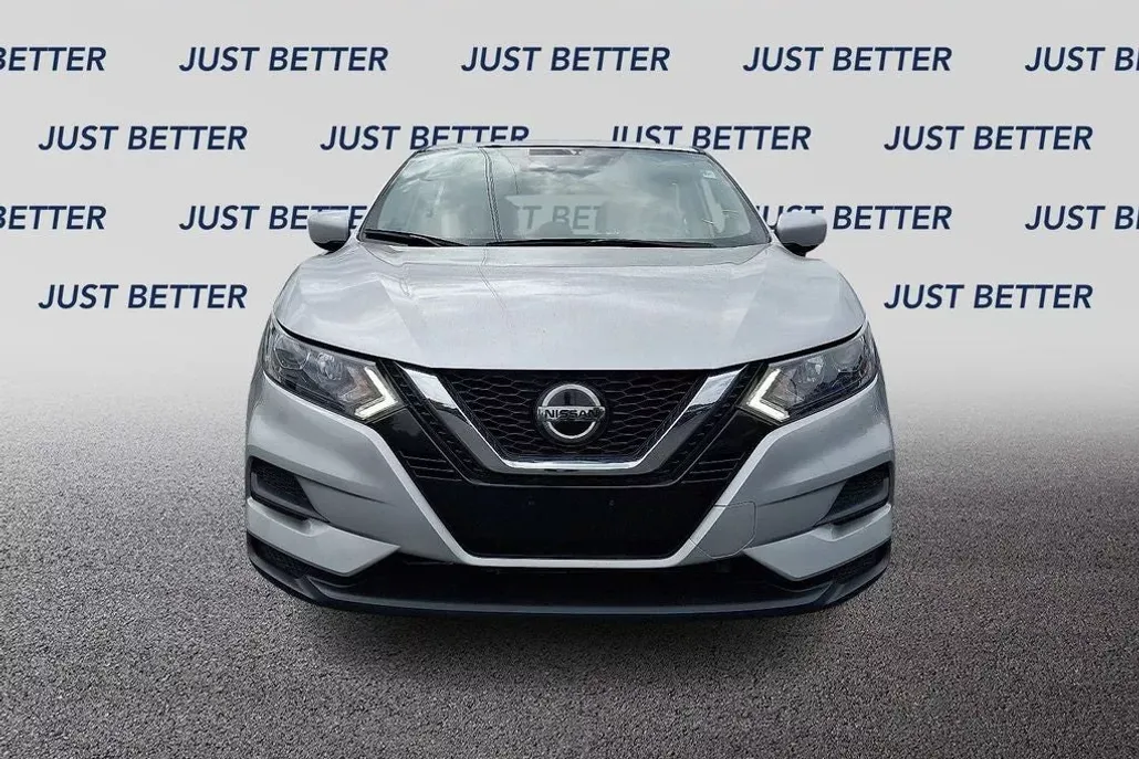 2022 Nissan Rogue Sport S photo 1