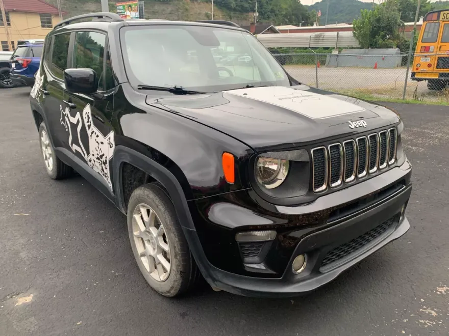 2020 Jeep Renegade Latitude photo 1