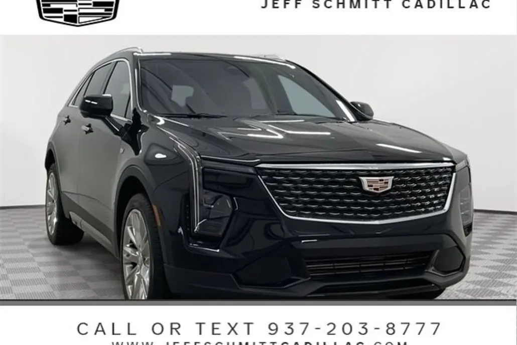2025 Cadillac XT4 Premium Luxury photo 1
