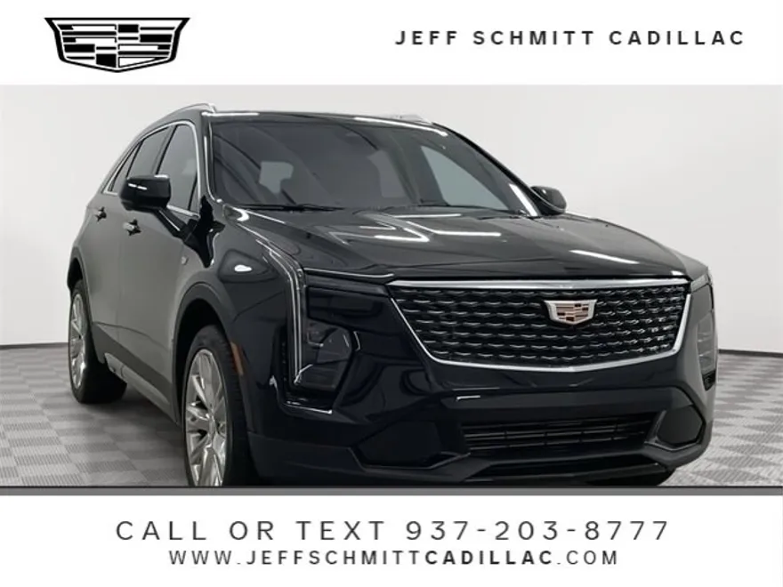 2025 Cadillac XT4 Premium Luxury photo 1