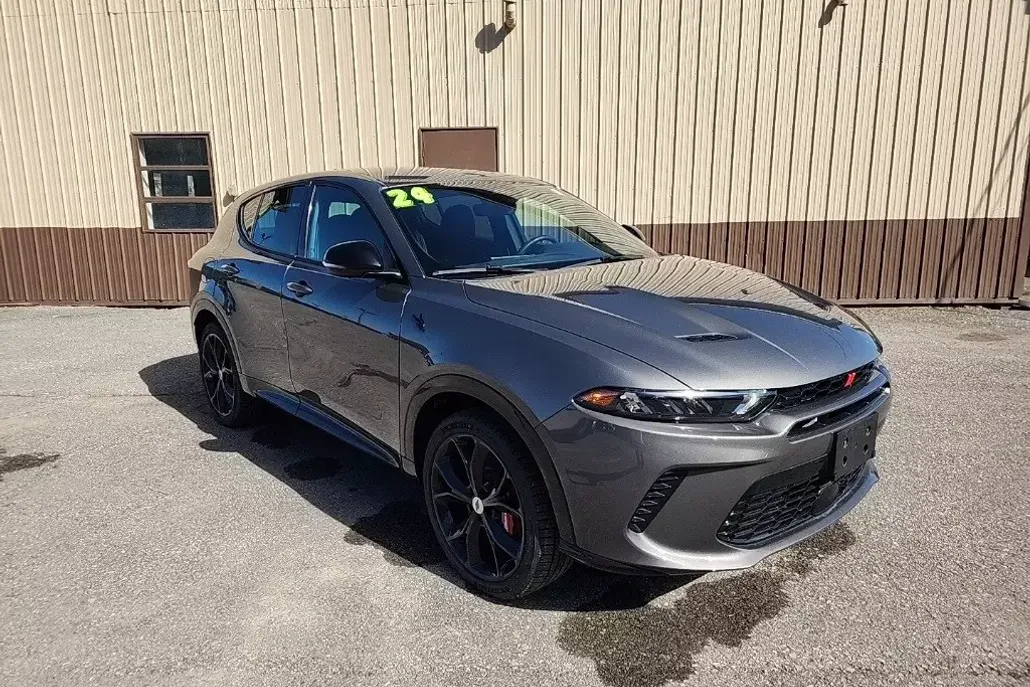 2024 Dodge Hornet R/T photo 1