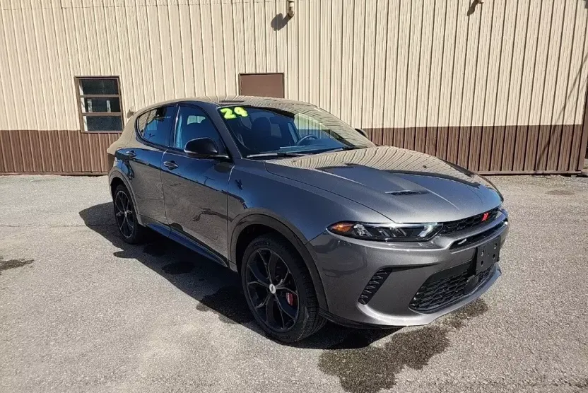 2024 Dodge Hornet R/T photo 1