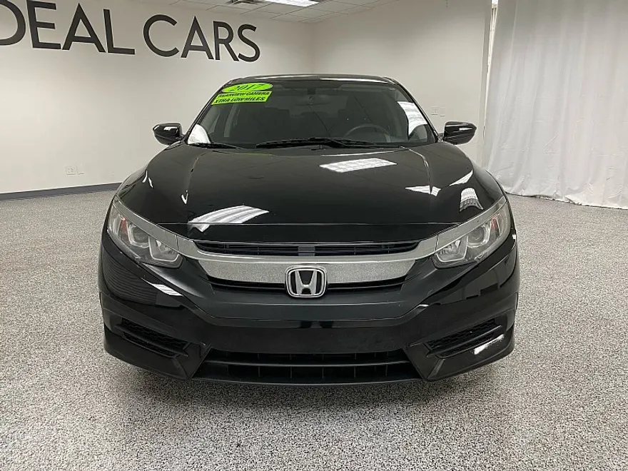 2017 Honda Civic LX photo 1
