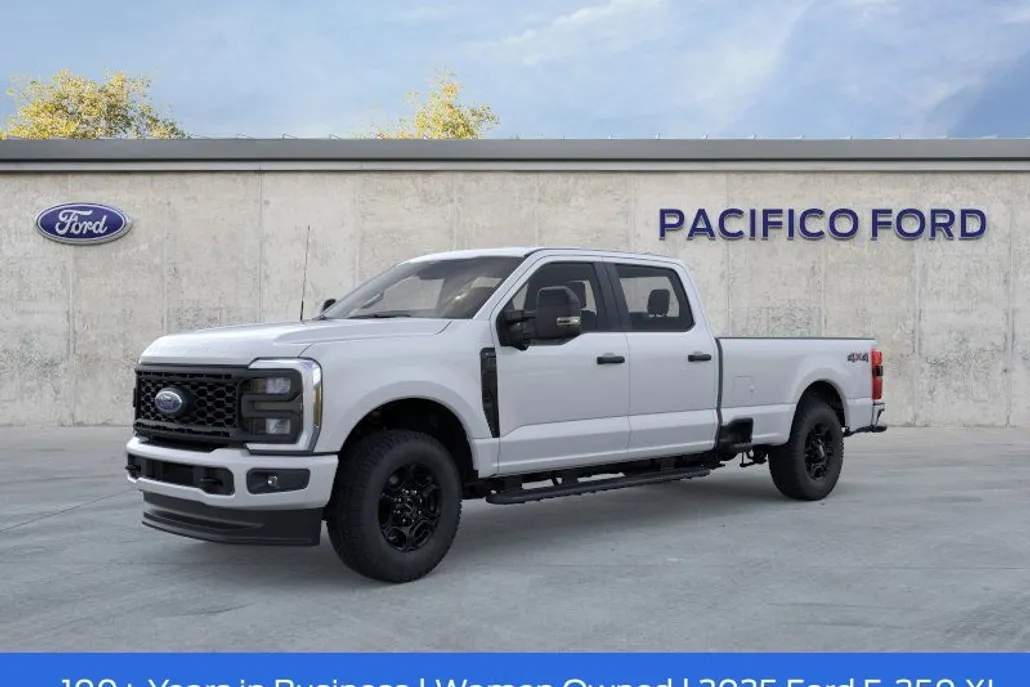 2025 Ford F-350 XL photo 1