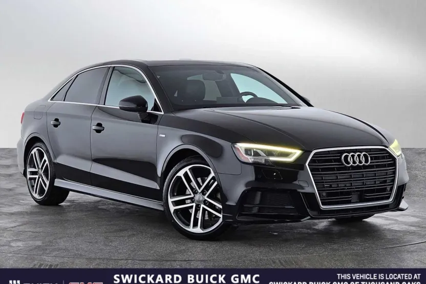 2019 Audi A3 Premium Plus photo 1