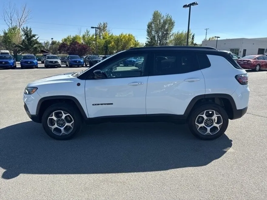 2022 Jeep Compass Trailhawk photo 1