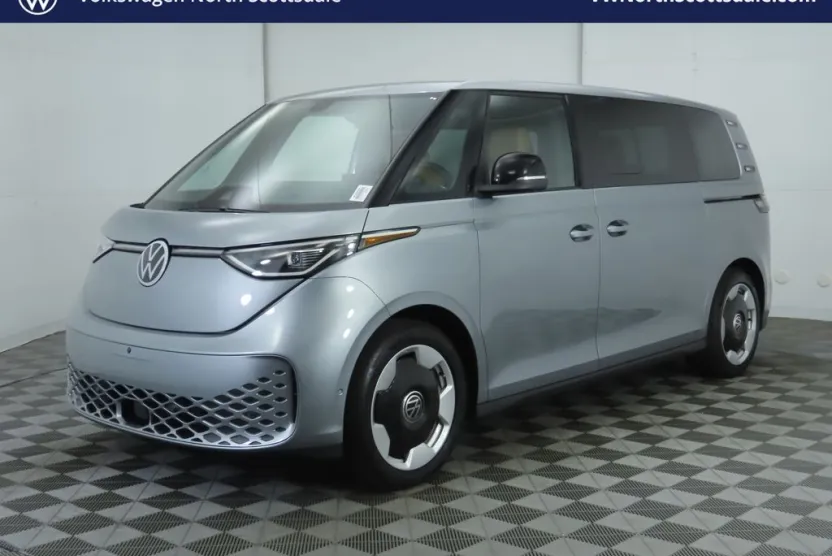 2025 Volkswagen ID. Buzz Pro Plus photo 1
