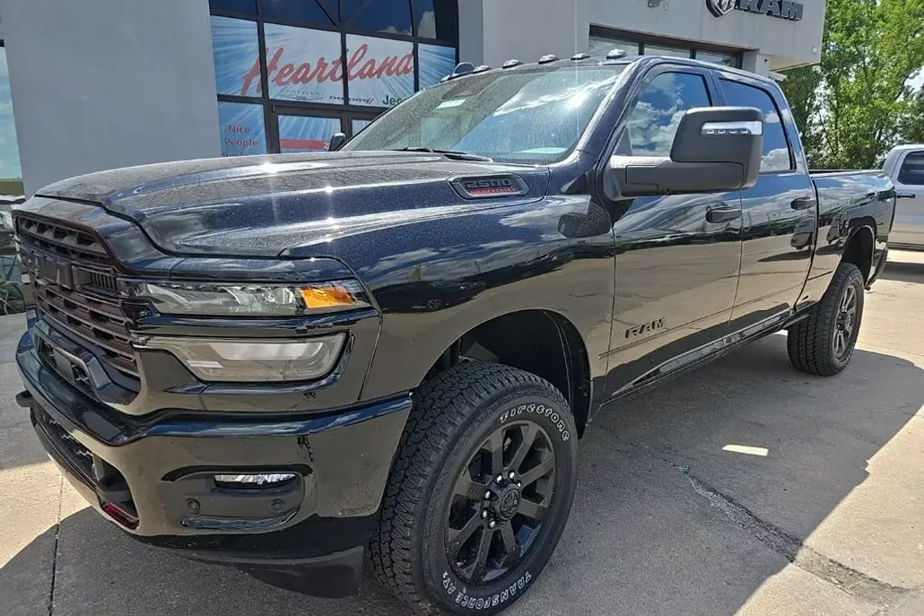 2025 Ram 2500 Big Horn photo 1