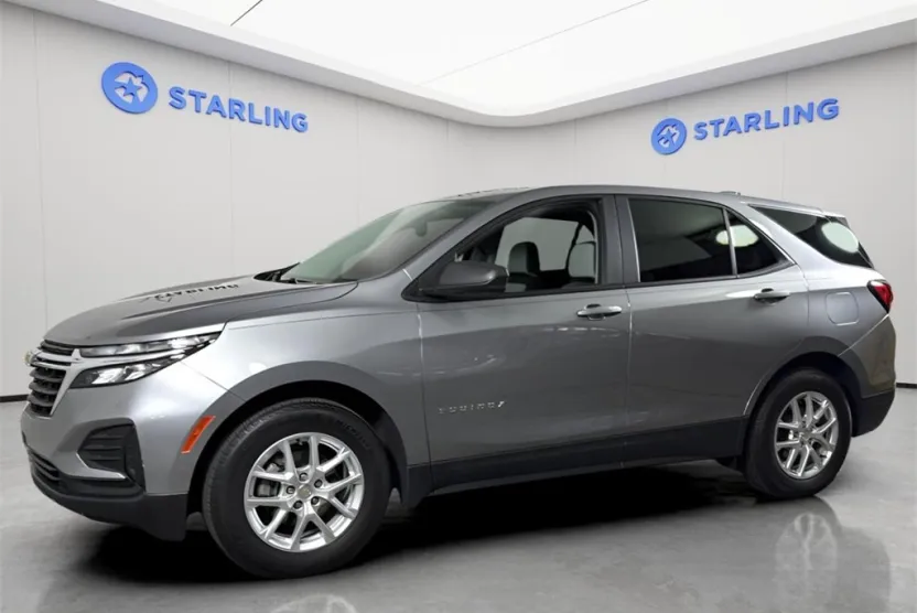 2024 Chevrolet Equinox LS photo 1