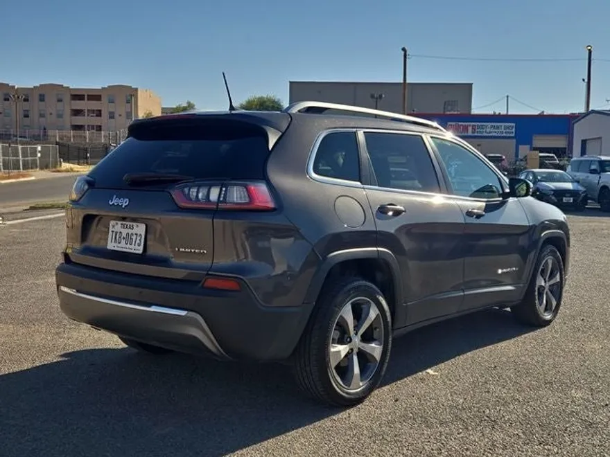 2020 Jeep Cherokee Limited photo 1