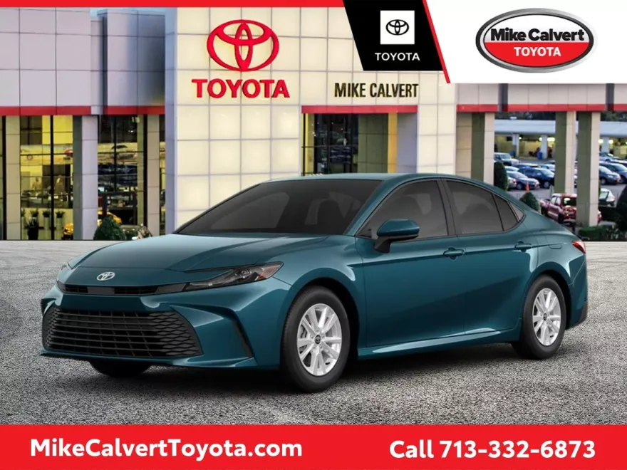 2025 Toyota Camry LE photo 1