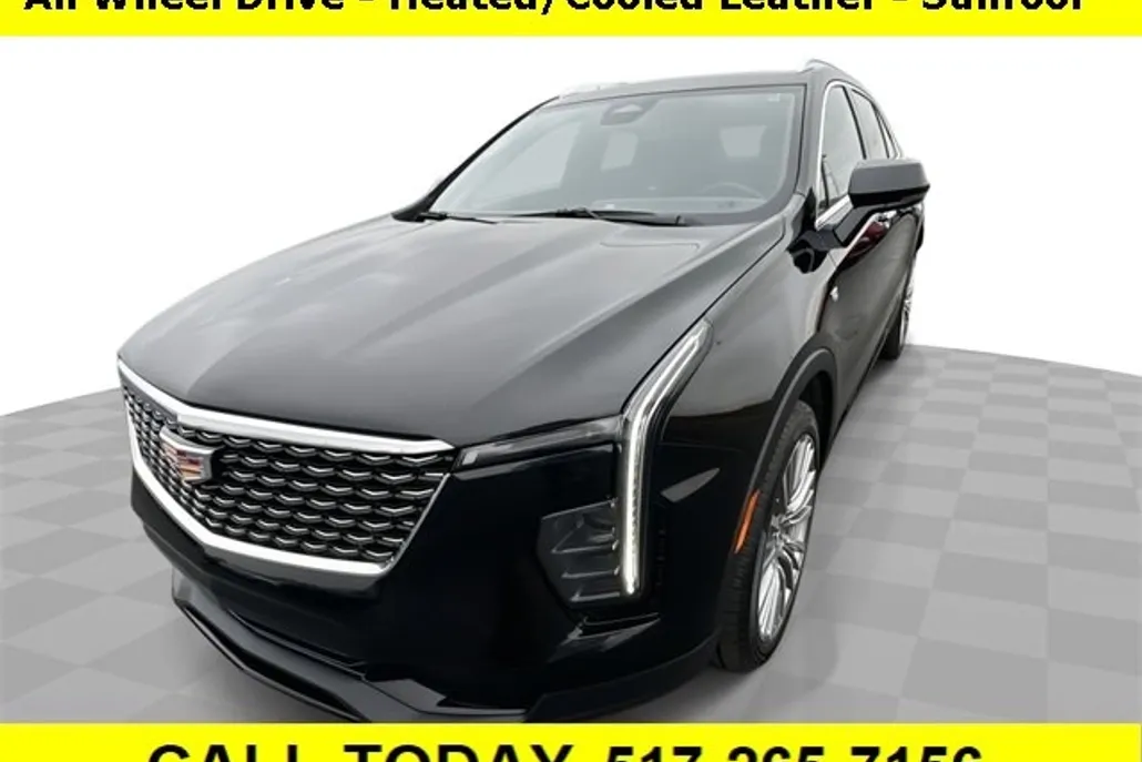 2024 Cadillac XT4 Premium Luxury photo 1