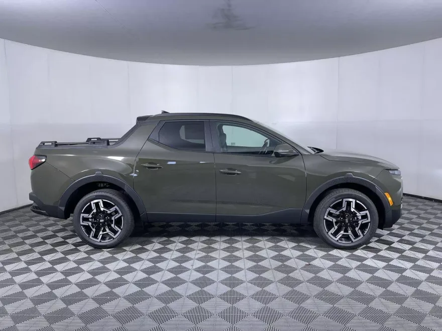 2025 Hyundai Santa Cruz Limited photo 1