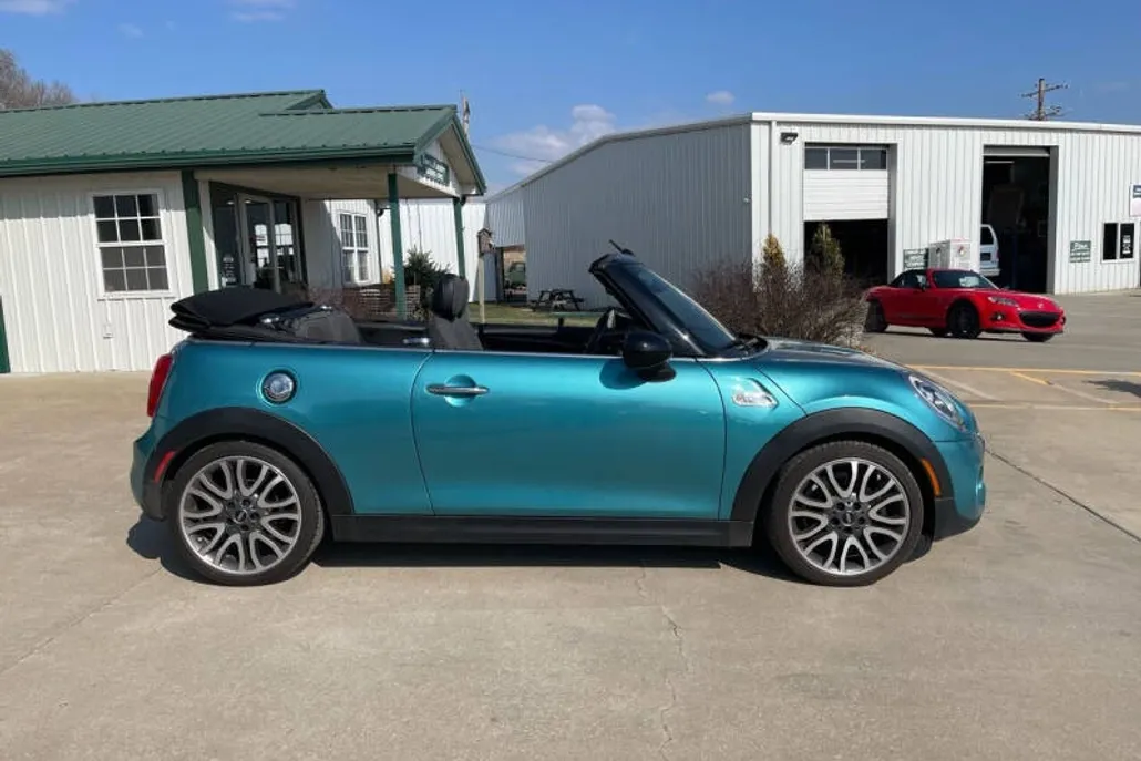2018 Mini Cooper S photo 1