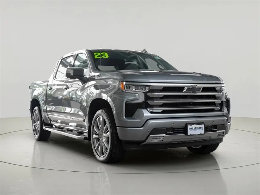 2023 Chevrolet Silverado 1500 High Country photo 1