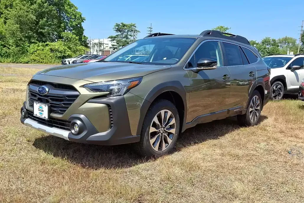 2025 Subaru Outback Limited photo 1