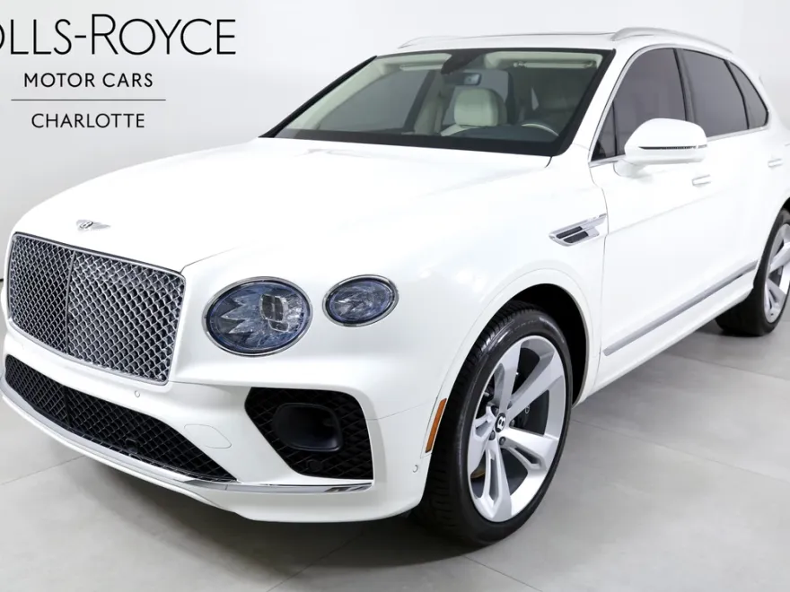 2023 Bentley Bentayga Hybrid Base photo 1