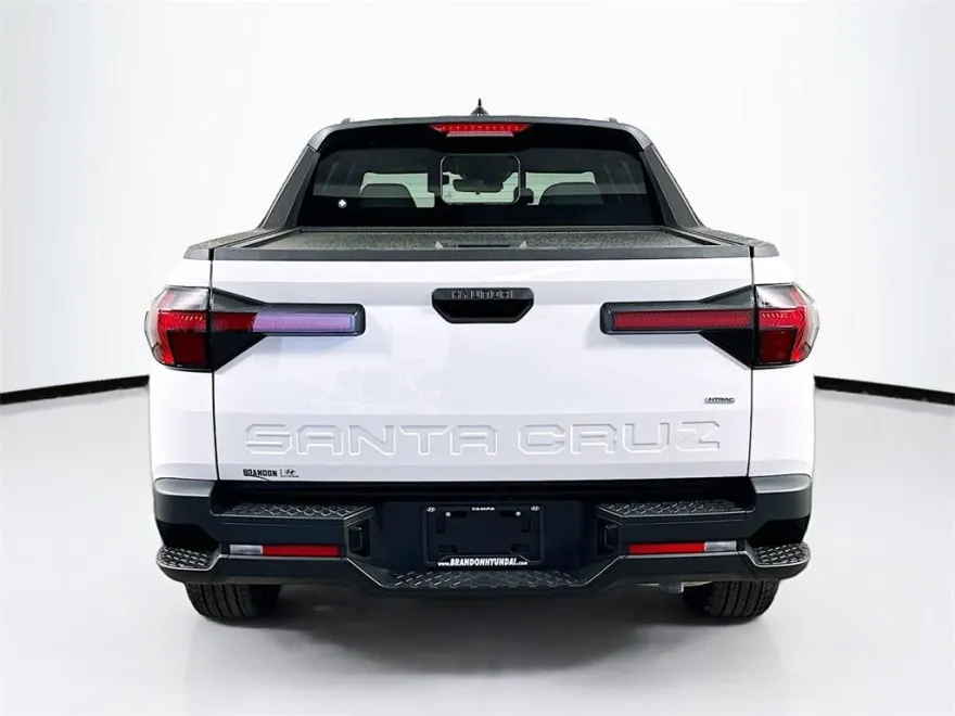 2025 Hyundai Santa Cruz SEL Activity photo 1