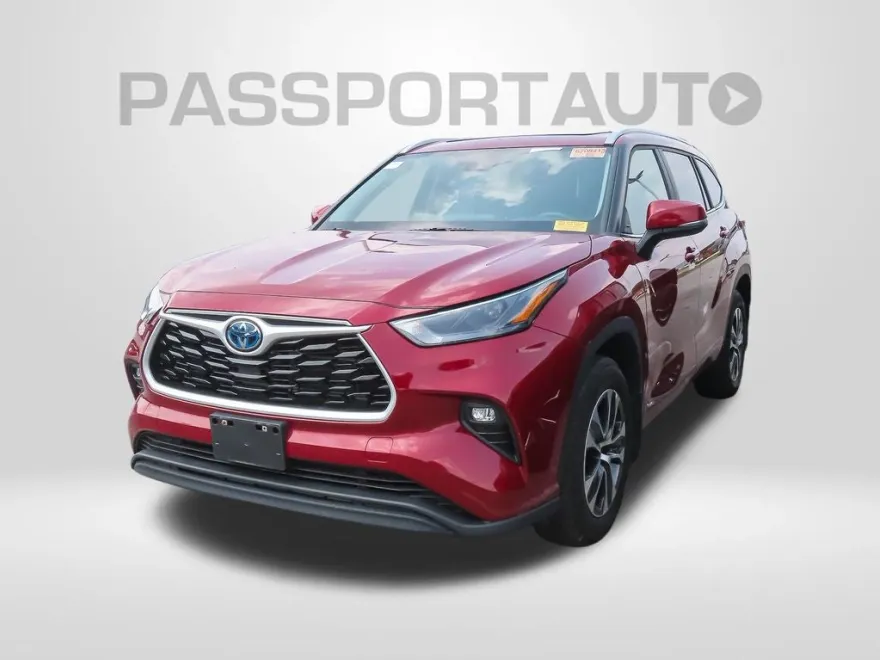 2023 Toyota Highlander Hybrid XLE photo 1