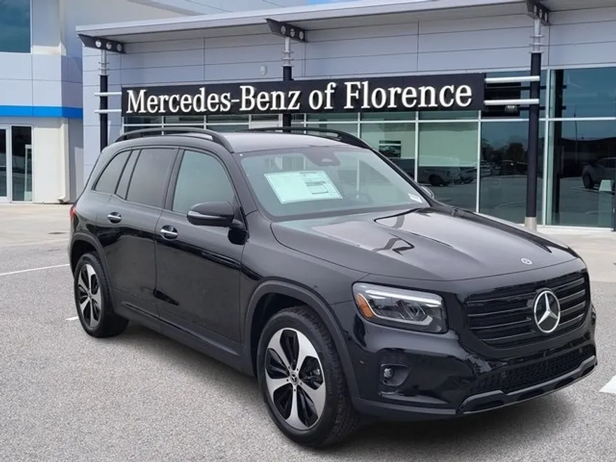 2025 Mercedes Benz GLB 250 photo 1