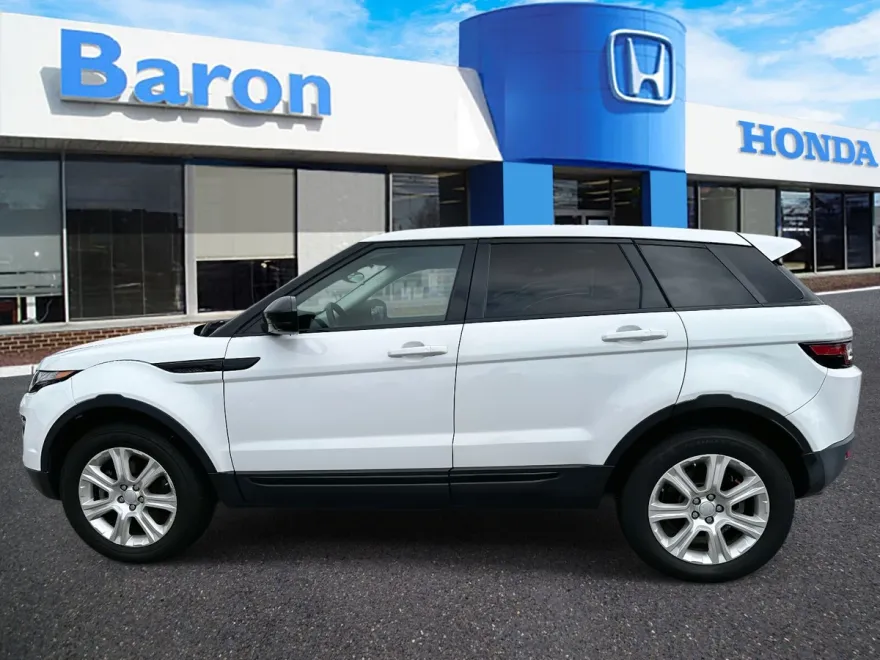 2019 Land Rover Range Rover Evoque SE photo 1